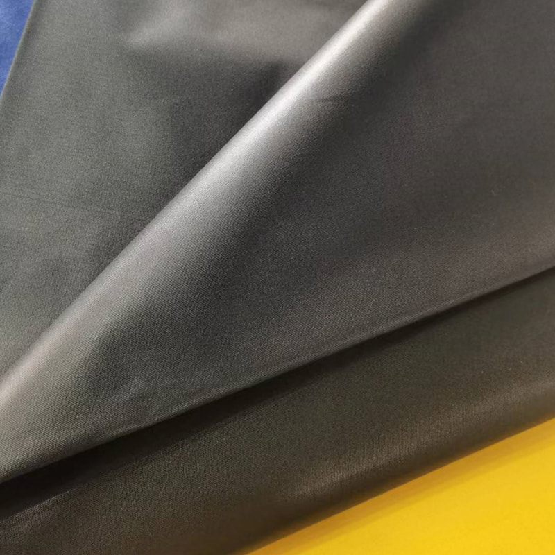 TMIE-08-1-3 Pano de vestido respirável, largura 115 CM, peso 90GSM, ingrediente de poliéster tingido com tecido de popeline de poliéster polido liso
