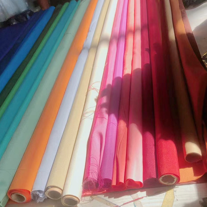 TMIE-08-5-2 112 CM de largura, peso leve, 75GSM, cor personalizada e mais de 100 cores, forro tingido, tecido de popelina de poliéster